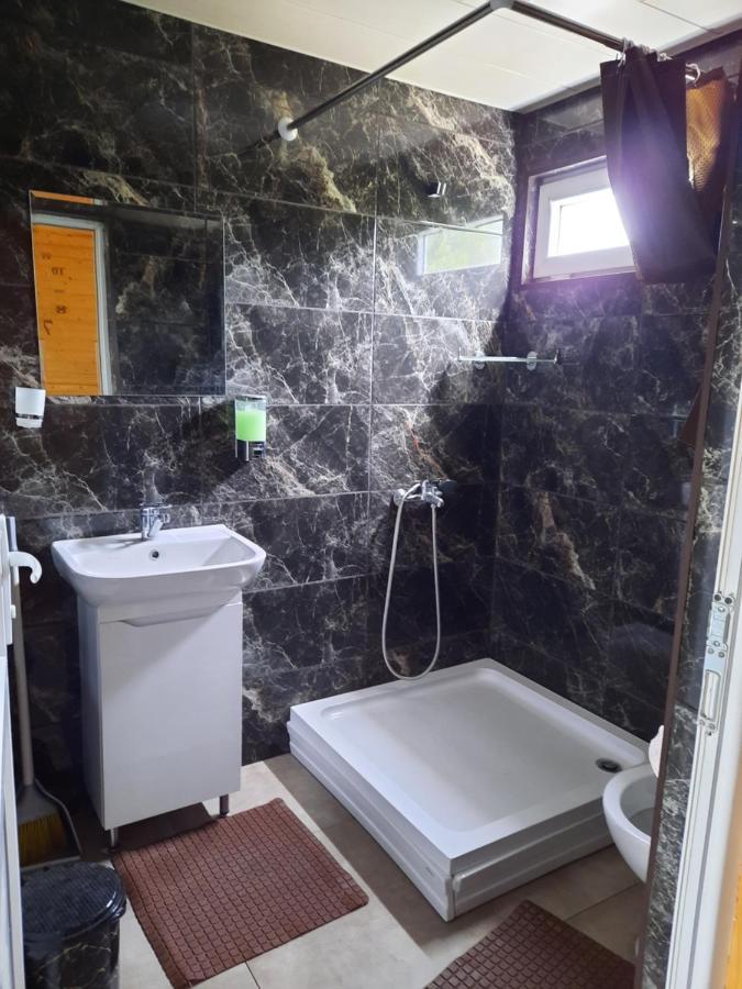Family Hotel Maia - Cемейная Гостиница Майя Dashbashi المظهر الخارجي الصورة