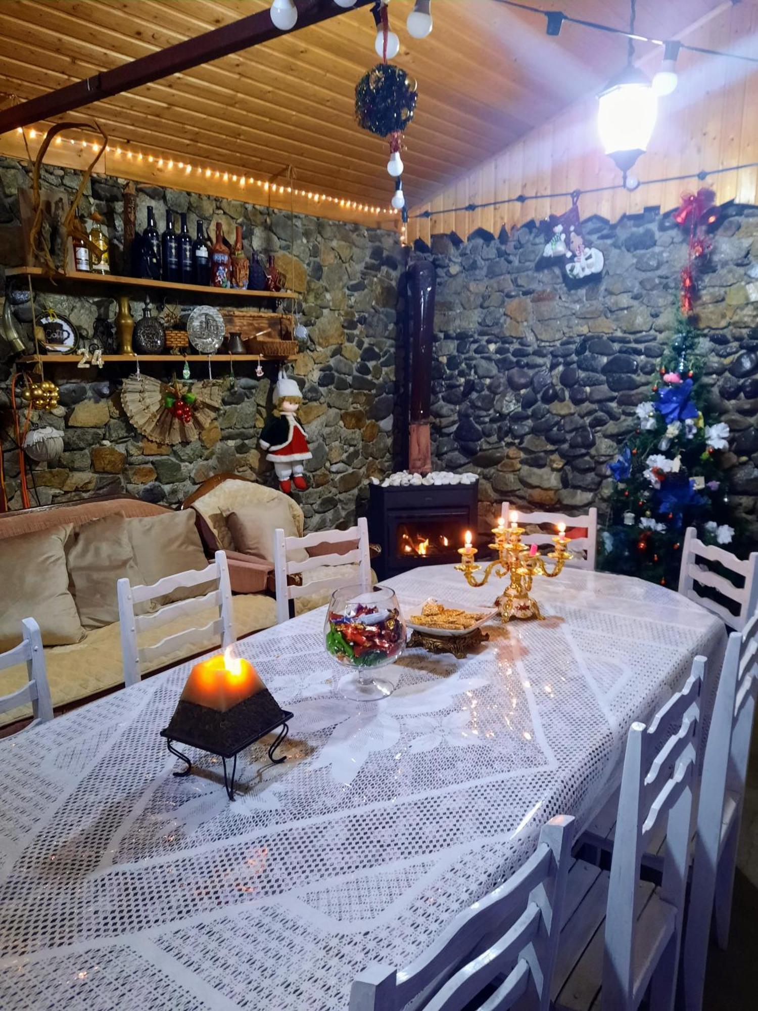 Family Hotel Maia - Cемейная Гостиница Майя Dashbashi المظهر الخارجي الصورة